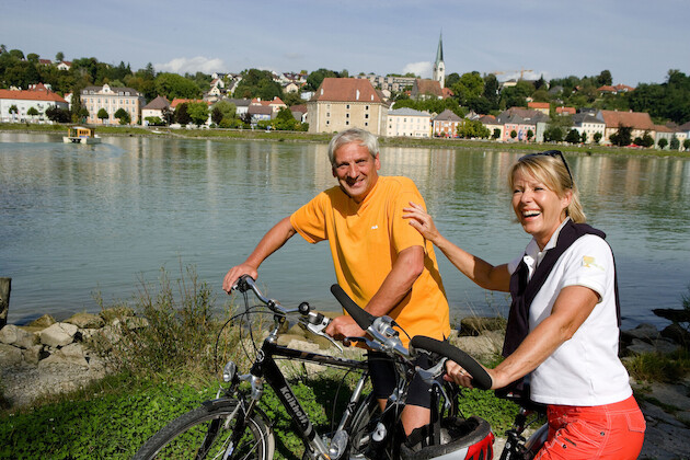 Find your bike tour style: Retired but wired